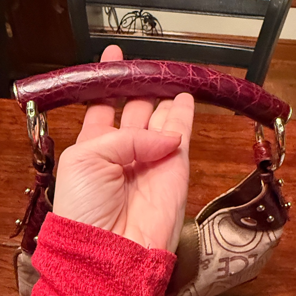 Dolce & Gabbana Burgundy and Gold Shoulder Bag - Picture 7 of 7